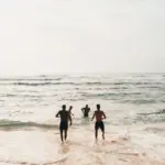 Nye badebukser til familieferien - 3 ting du skal overveje inden du køber